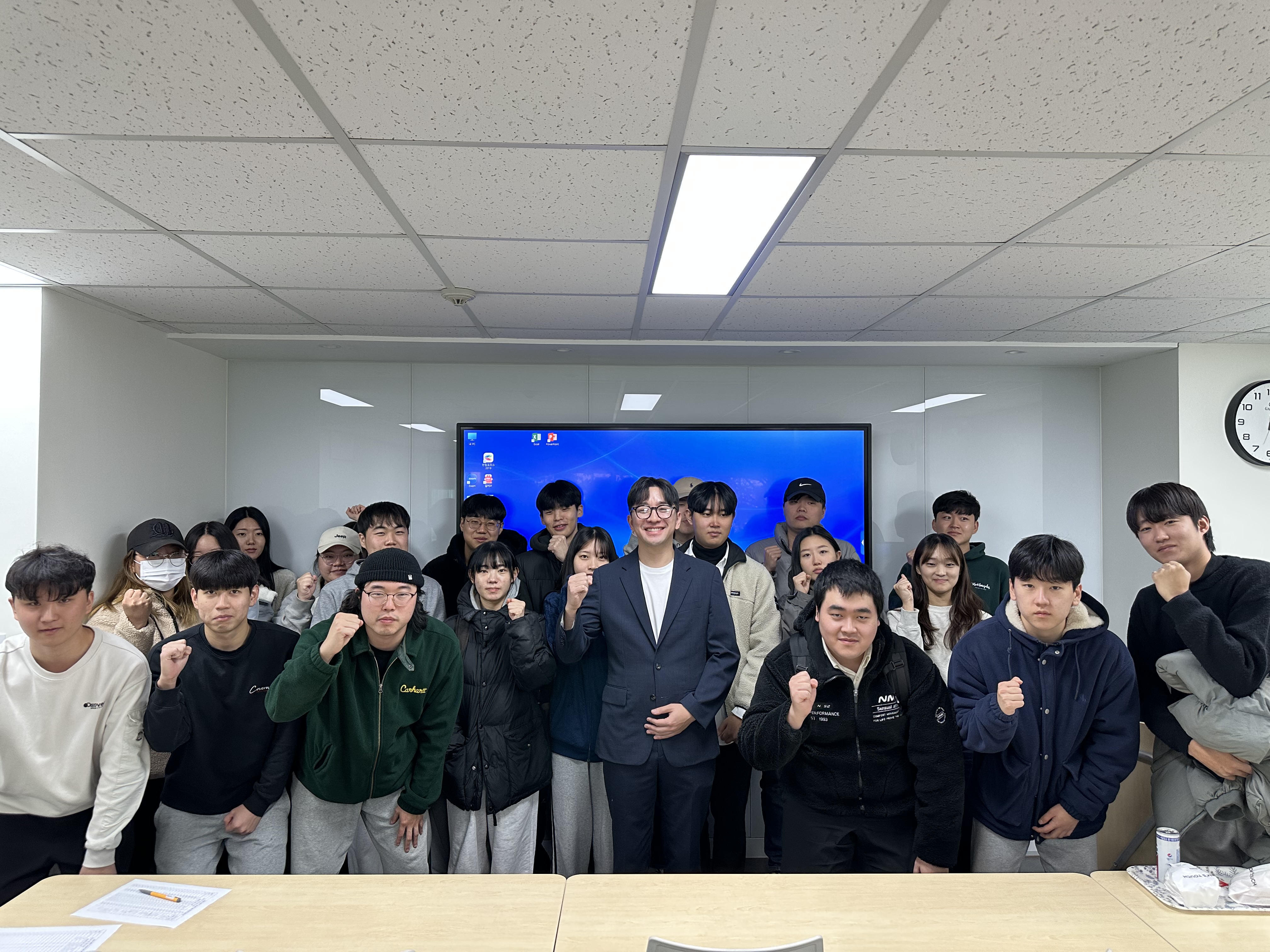 2023-2학기 이휘돈 교수님 Small Talk